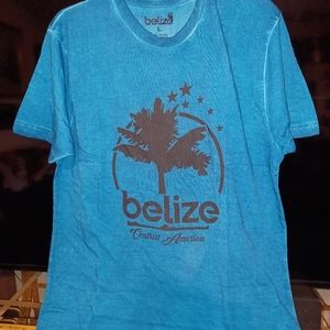 Nwot Belize Central America Tee Size L free with a $50 purchase
